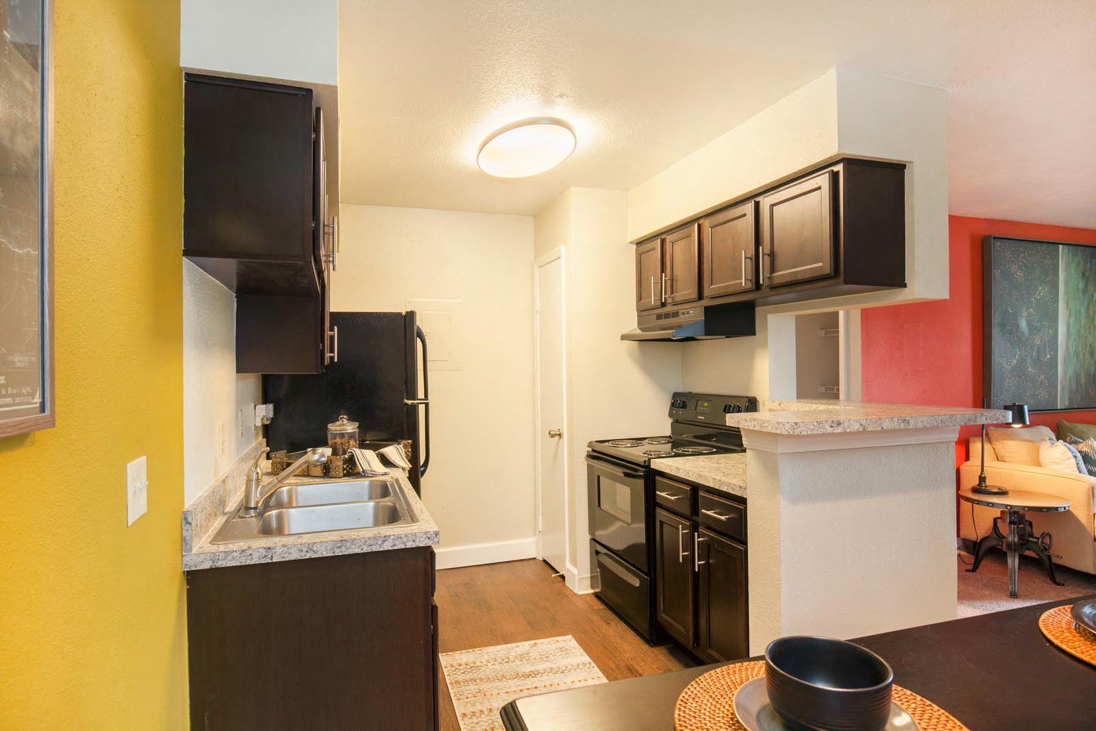 Lake Pointe Apartments