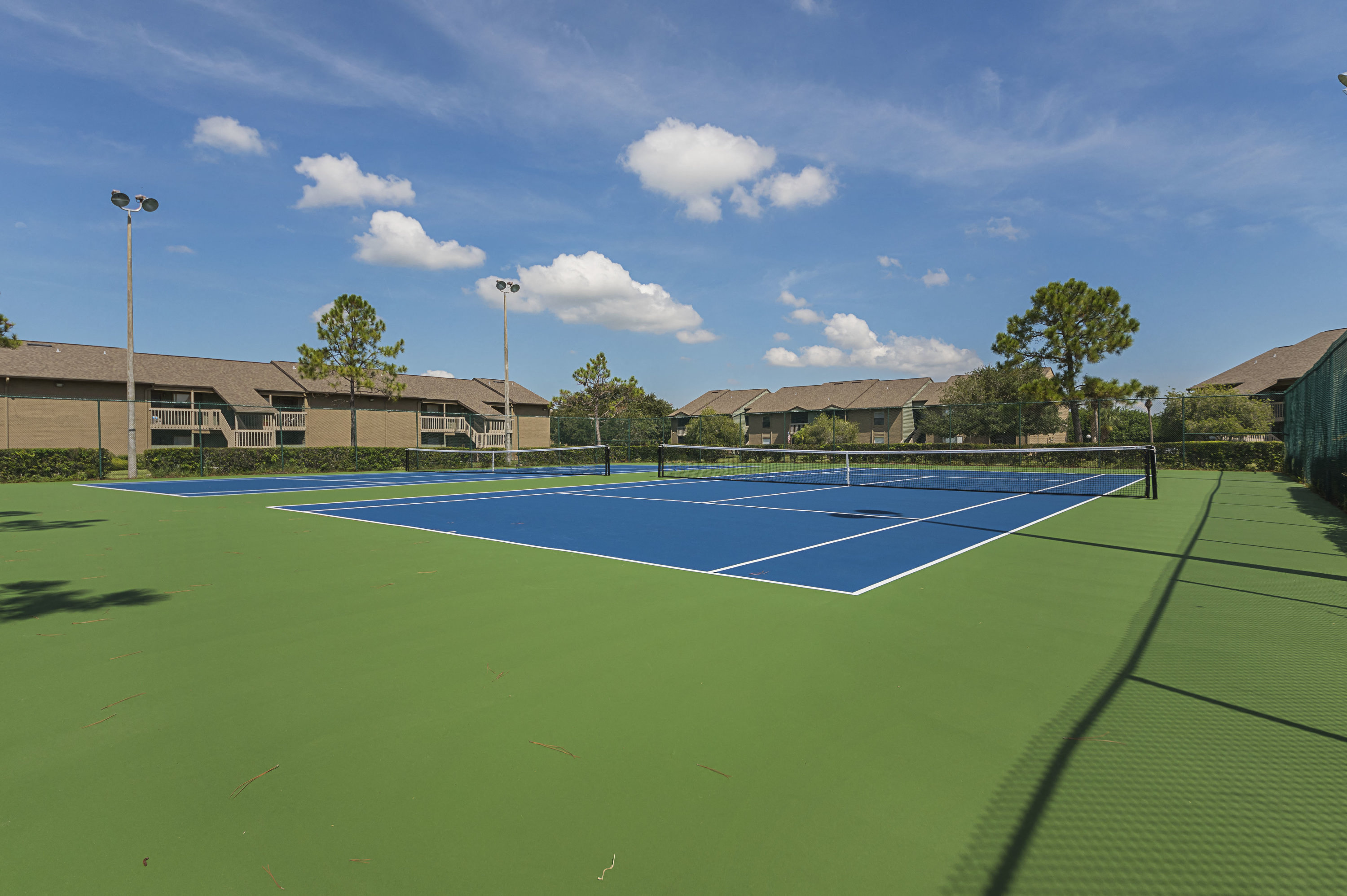 Lake Pointe Apartments