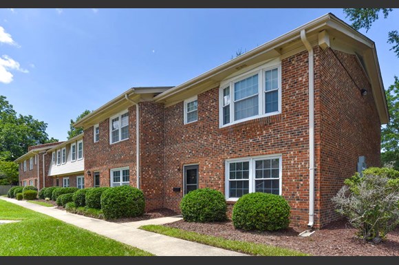 Forest Hills Apartments 505 Alpine Dr Wilmington Nc Rentcafe