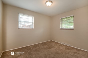 2418 Amesbury Dr 3 Beds House for Rent - Photo Gallery 13