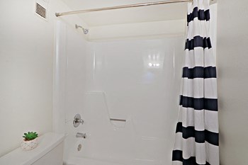 525 & 519 W Southern Avenue 1-2 Beds Apartment for Rent - Photo Gallery 5