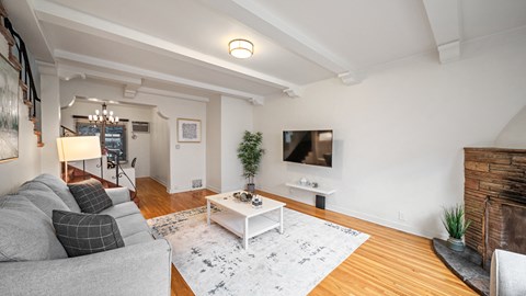 223 Lasky Dr / 9904-9922 Robbins Dr 2-3 Beds Apartment, Furnished for Rent - Photo Gallery 9