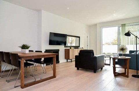 1818 Thayer Avenue 2-4 Beds Apartment, Furnished for Rent - Photo Gallery 14