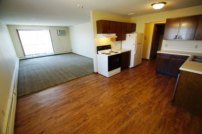 gentry apartments hardwood floor kitchen dining room - Photo Gallery 1