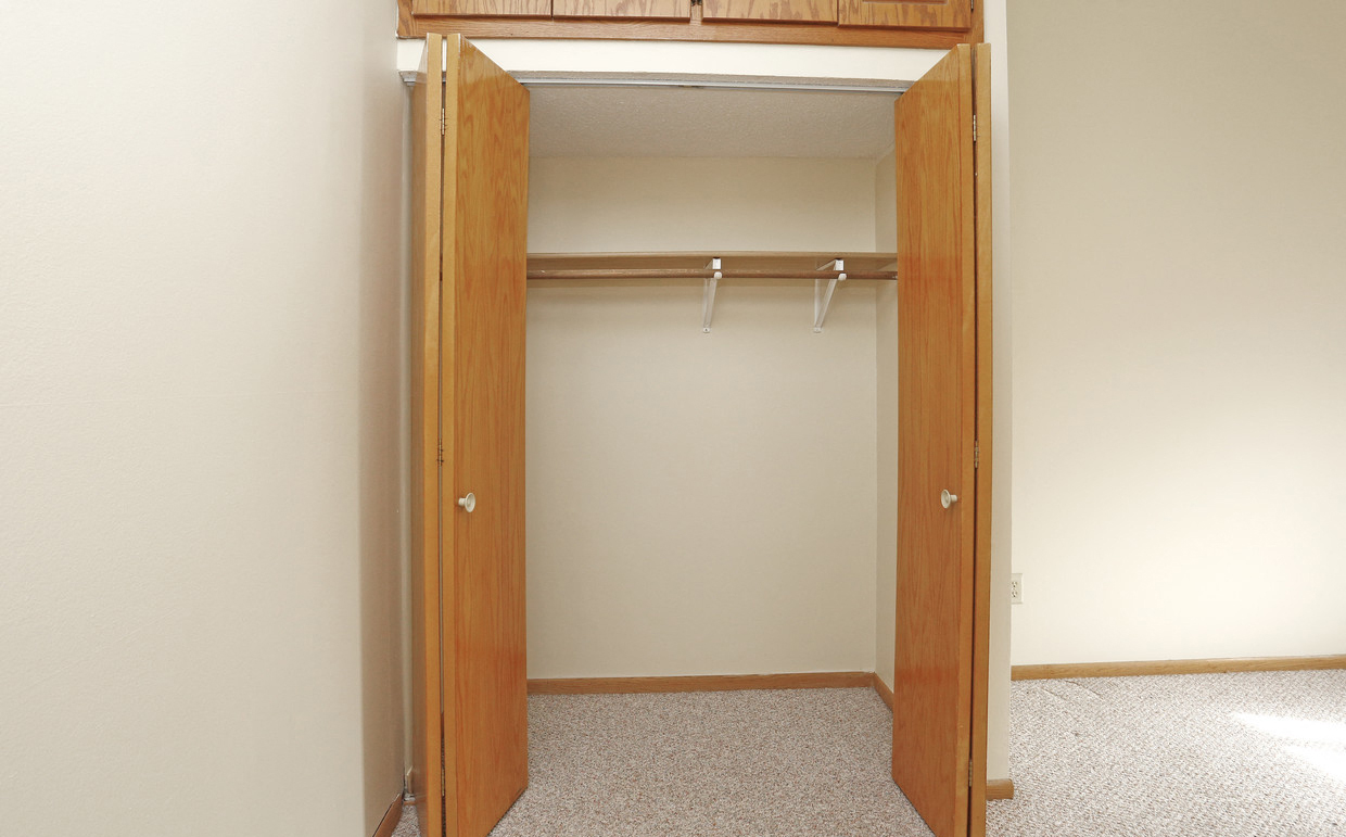 The Lofts of Sandcreek Closet