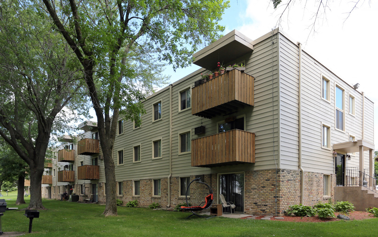 North Shore Apartments