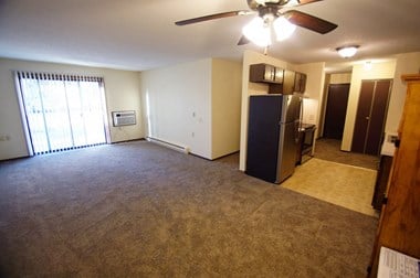 1250 South Main Street 1-2 Beds Apartment for Rent Photo Gallery 1