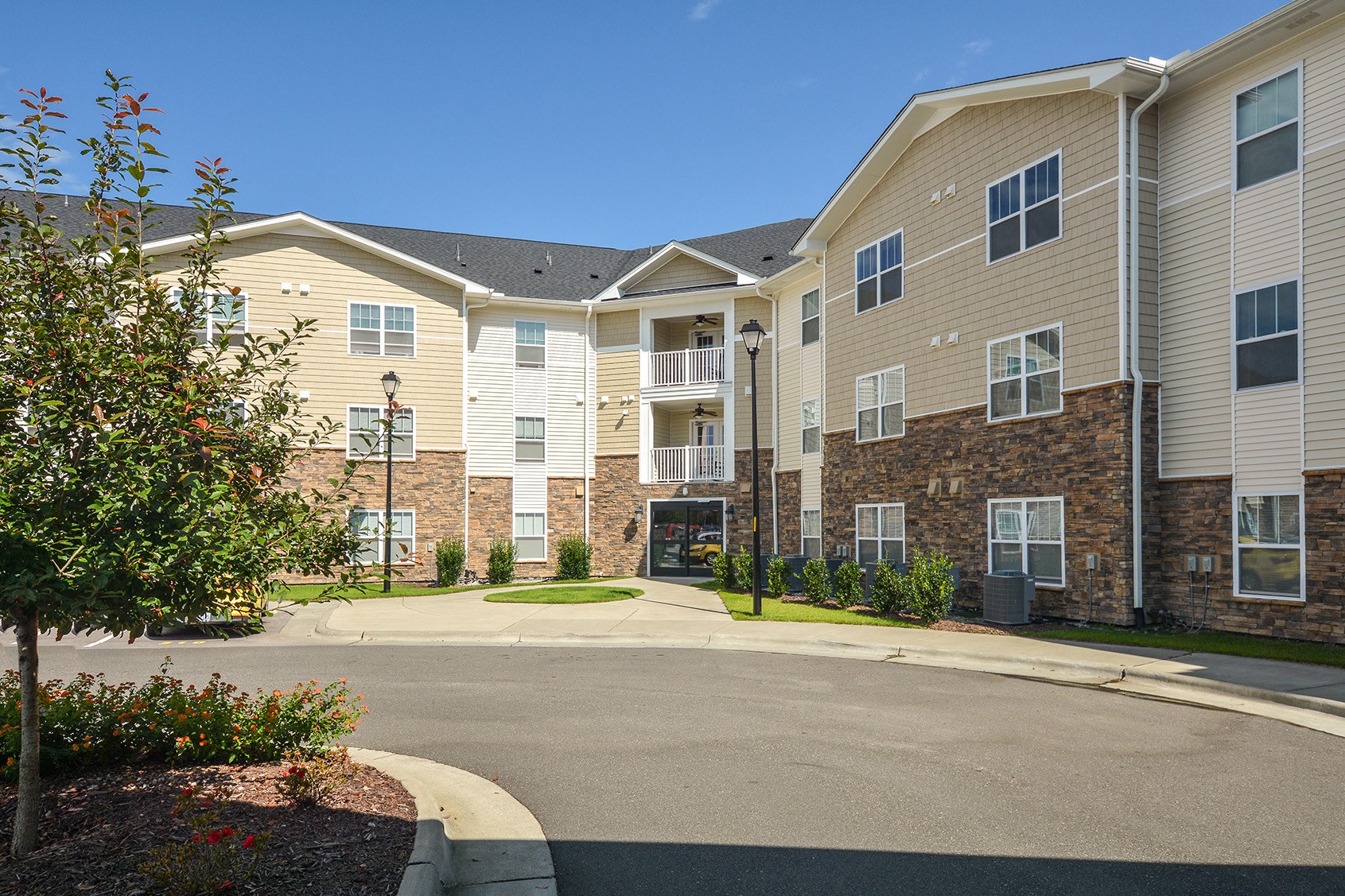 Brighton Pointe Family And Senior Affordable Apartments, 7510 Estey Rd