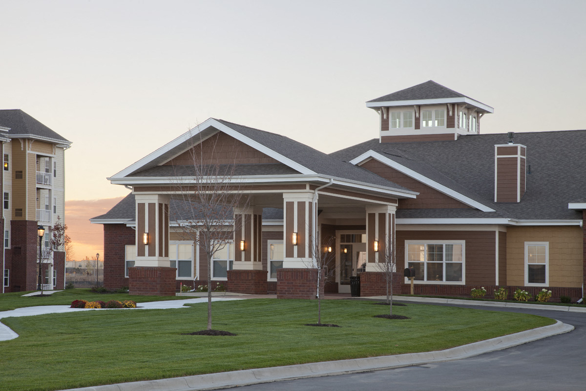 Exterior area at Skye at Arbor Lakes Apartments, Minnesota, 34105