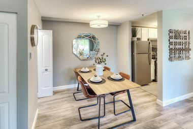 Fully Equipped Dining Area, at Eagle Creek Apartments, Westmont, IL - Photo Gallery 5