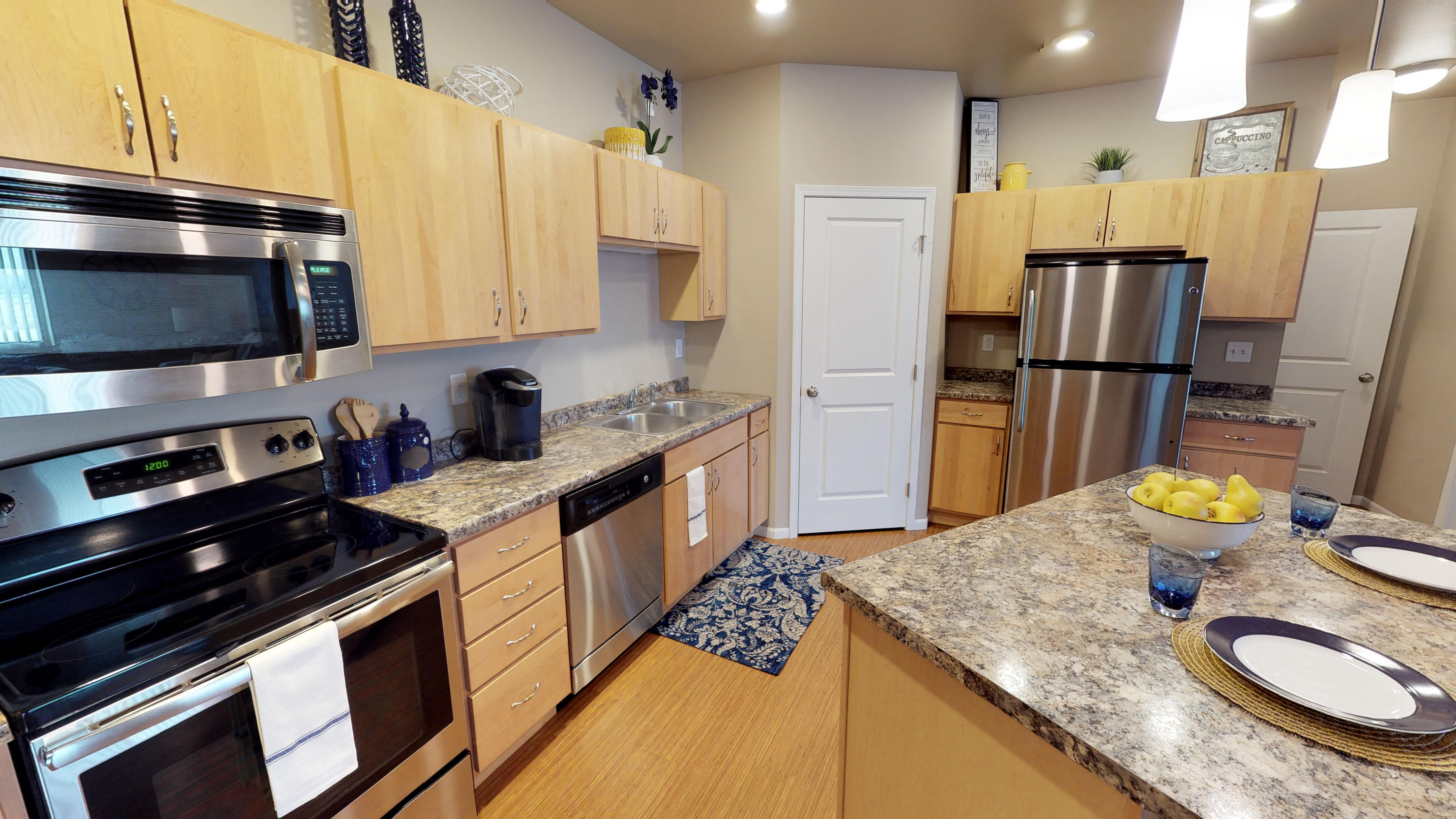 kitchen, fargo apartment, light cabinets