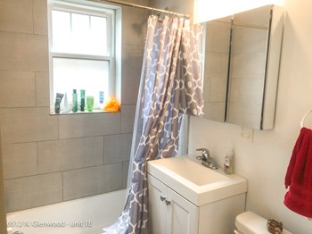 6510 N. Glenwood Ave. 1-2 Beds Apartment for Rent - Photo Gallery 5