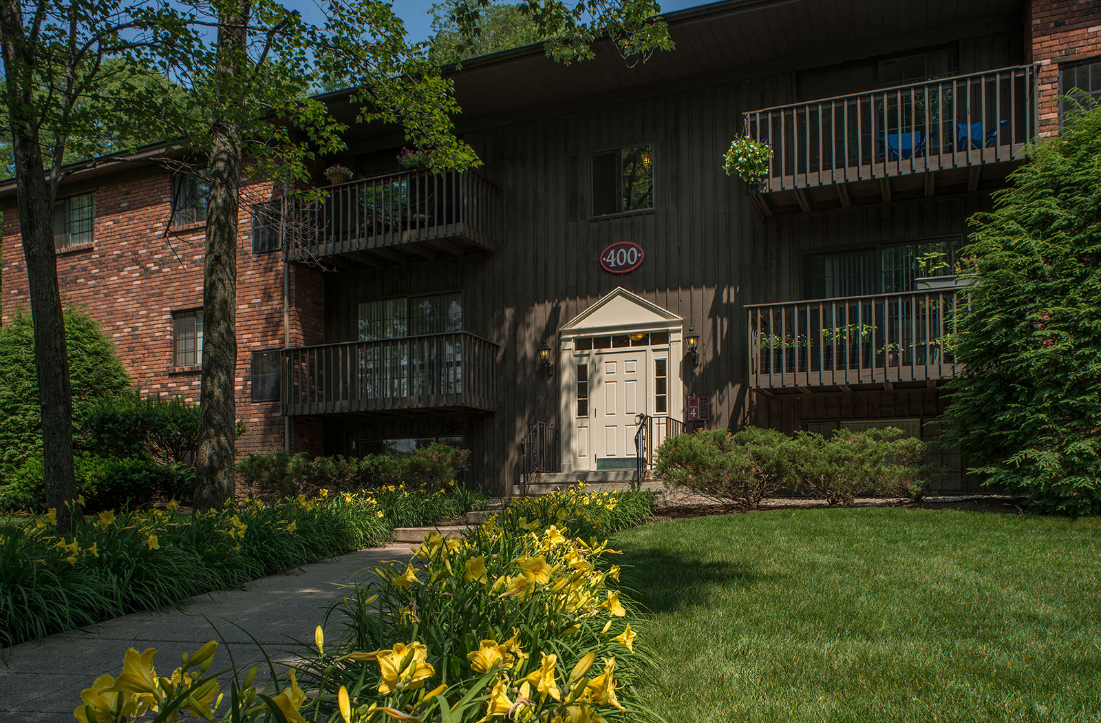 Crescent Village Apartments Apartments in Clifton Park, NY