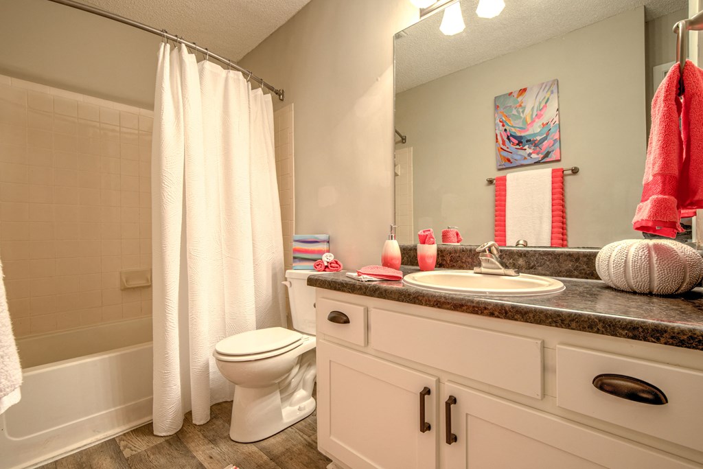 Designer Bathroom Suites at Palmetto Grove, South Carolina