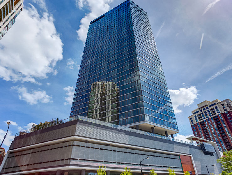 Premier Apartment Community at 1001 South State, IL