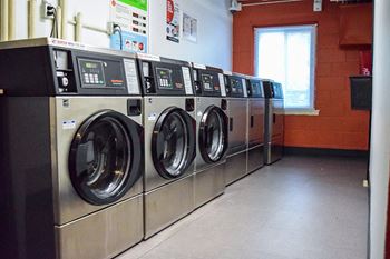 highland laundry room 