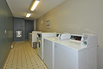 11367 Fairfield Road 1-3 Beds Apartment, Affordable, Section 8, Family, Wait and Interest List Open for Rent - Photo Gallery 6