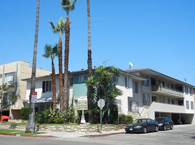 1000 N Orange Grove 1 Bed Apartment for Rent Photo Gallery 1