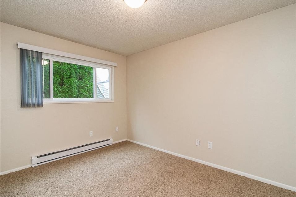 Portland Apartments For Rent Crown Royal Modern Led Lights At Crown Royal Portland