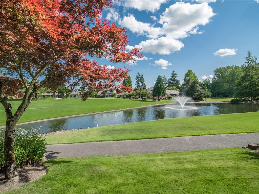 Summerfield Apartments in Tigard, OR