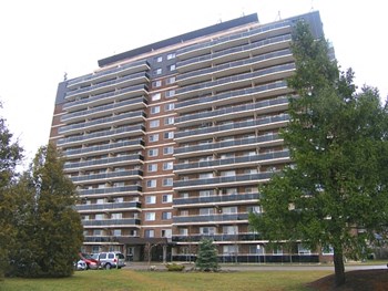 940 Commissioners Road East 1-2 Beds Apartment for Rent - Photo Gallery 2