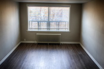 3 Drexel Road Studio-2 Beds Apartment for Rent - Photo Gallery 2