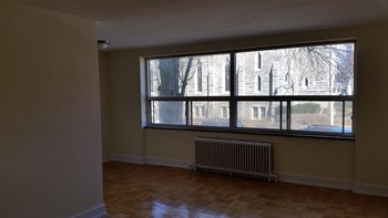 5 Benlamond Avenue 1-2 Beds Apartment for Rent - Photo Gallery 3