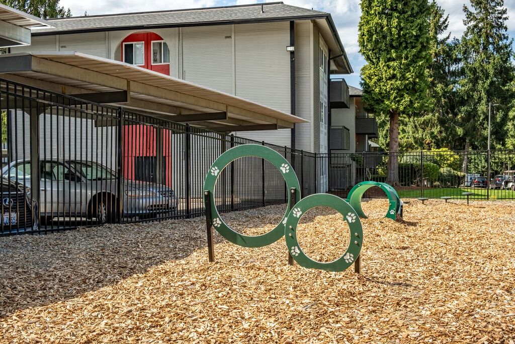 Dog Park at Central Park East, Bellevue, 98007