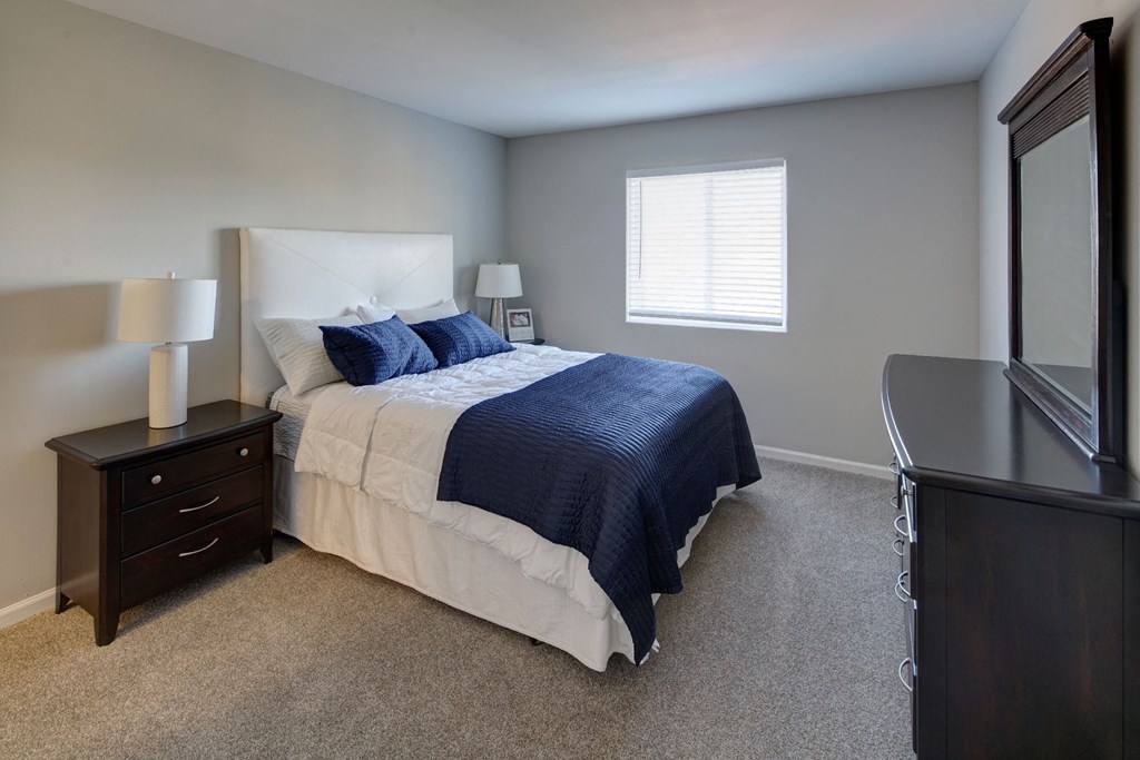 Spacious Bedroom With Comfortable Bed at Carol Stream Crossing, Illinois