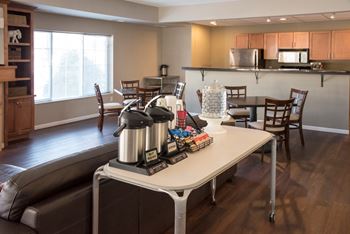 2 Bedroom Apartments For In 55426 Mn 11 Als Cafe 3601 Phillips Parkway 1 3 Beds Apartment For Photo Gallery