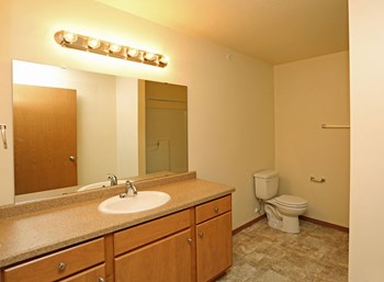 N6779 Streblow Dr #4 2 Beds Apartment for Rent - Photo Gallery 26