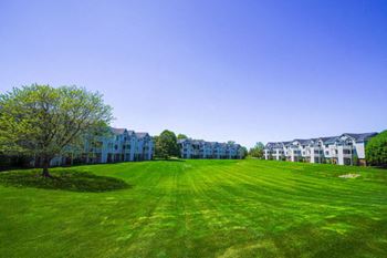 Expertly Landscaped Grounds at Gull Prairie/Gull Run Apartments and Townhomes in Kalamazoo, MI