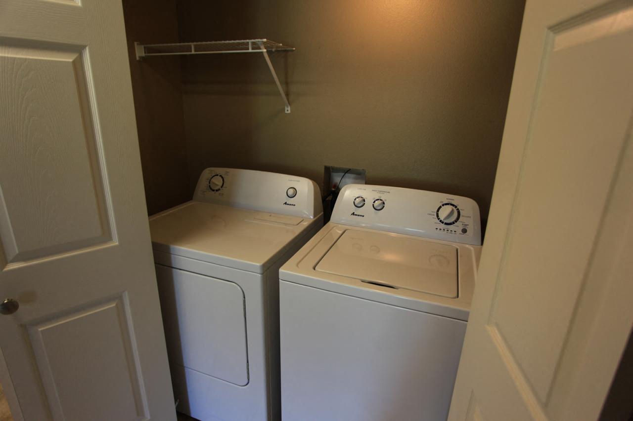 Pryor Creek Washer and Dryer