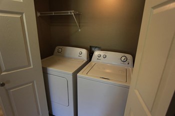 Pryor Creek Washer and Dryer - Photo Gallery 12