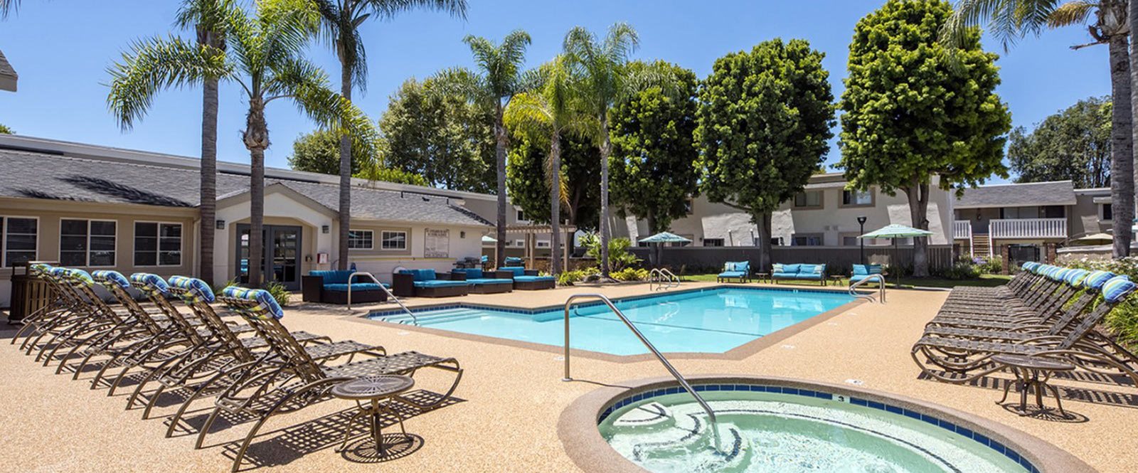 The Breakwater Apartments Apartments in Huntington Beach, CA