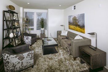 3851 Harbour Island Lane 1-3 Beds Apartment for Rent - Photo Gallery 2