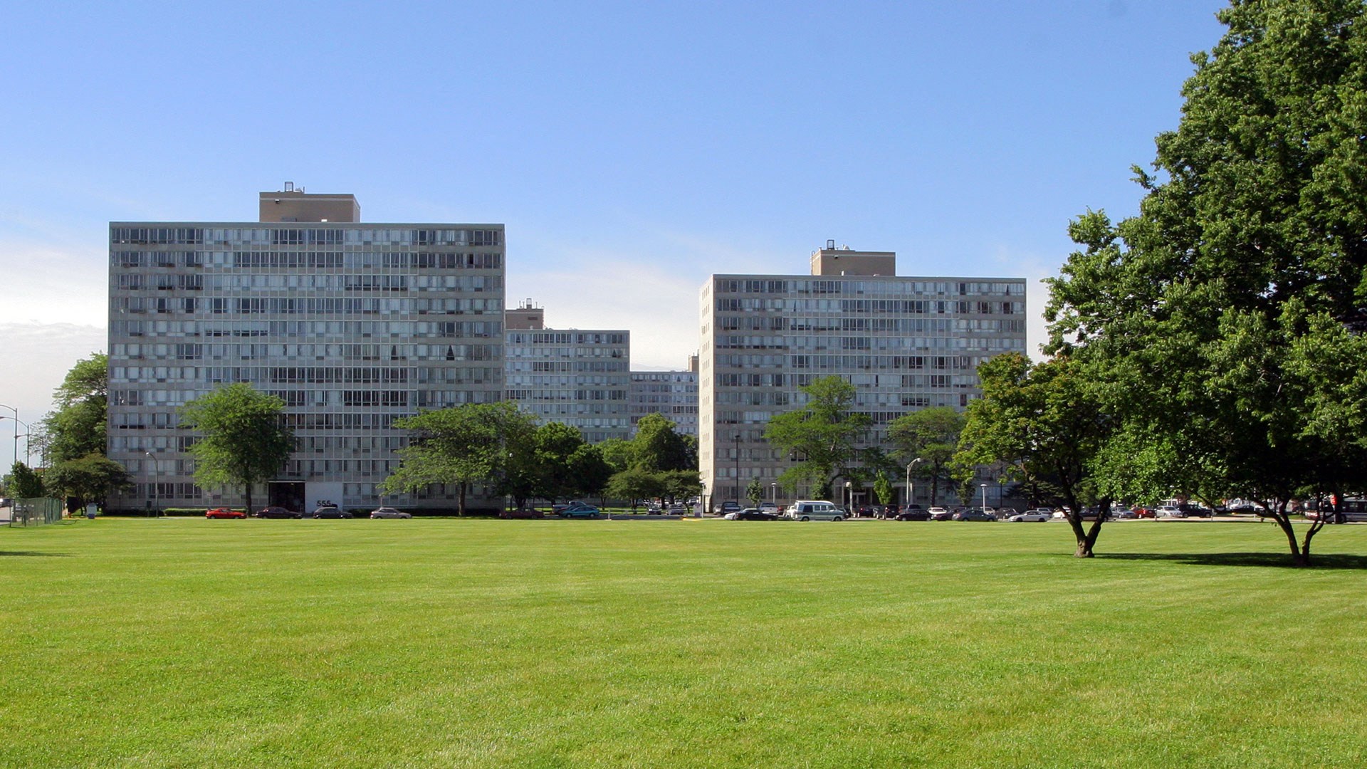 Lake Meadows Apartments, 3233 S King Dr., Chicago, IL RentCafe