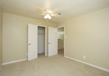 3645 Alice St 1-3 Beds Apartment, Duplex/Triplex for Rent - Photo Gallery 2