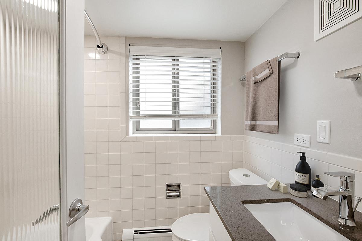 Botanic Place Apartments in Denver, Colorado