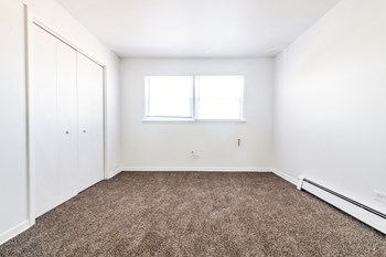 Calumet Park Apartments for Rent Bedroom | 1121 W 127th St - Photo Gallery 10