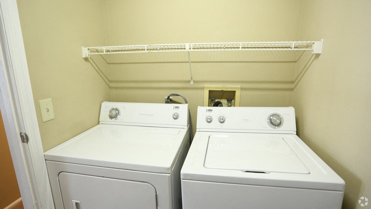 Photos and Video of Bent Tree Apartments in Dublin, OH