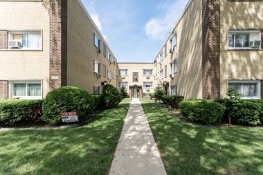 7220 N Bell Ave 1-2 Beds Apartment for Rent Photo Gallery 1