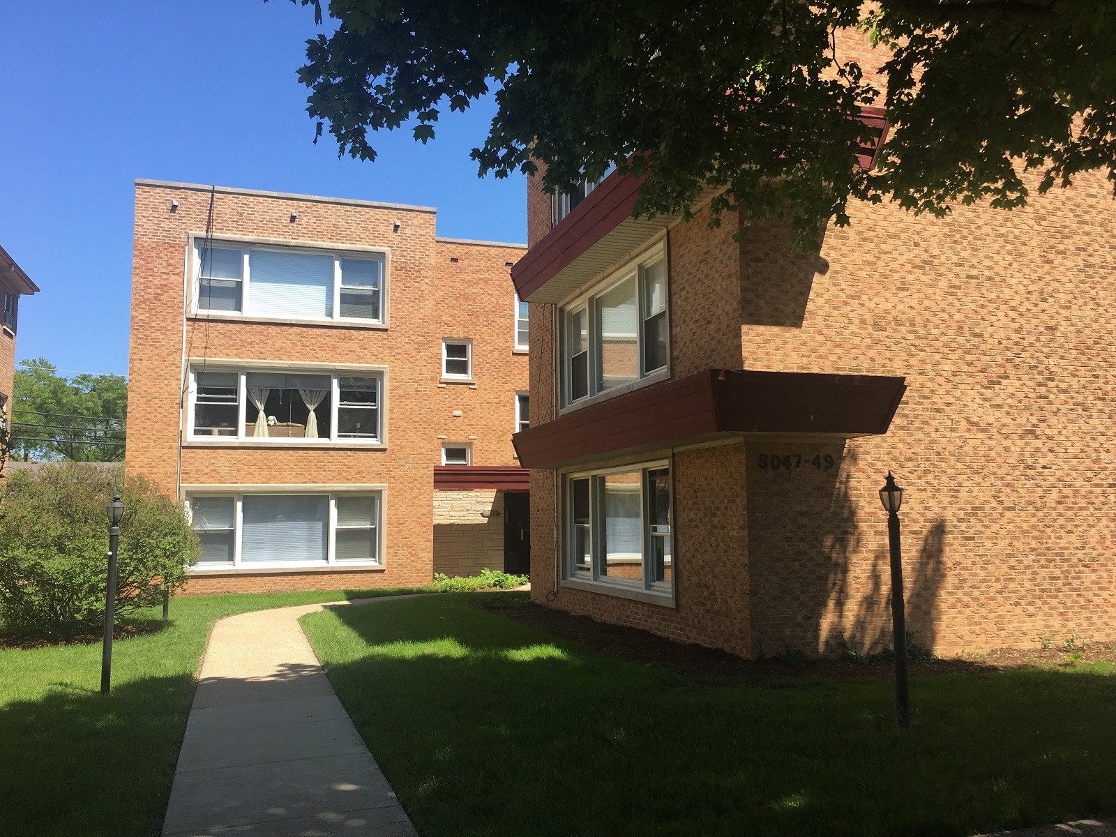 Best 2 Bedroom Apartments in Skokie, IL from 1,225 RENTCafé