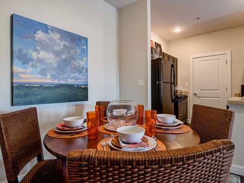 Defined Dining Space at La Contessa Luxury Apartments, Laredo,Texas