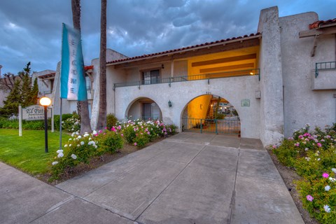 the building in which the hotel is located