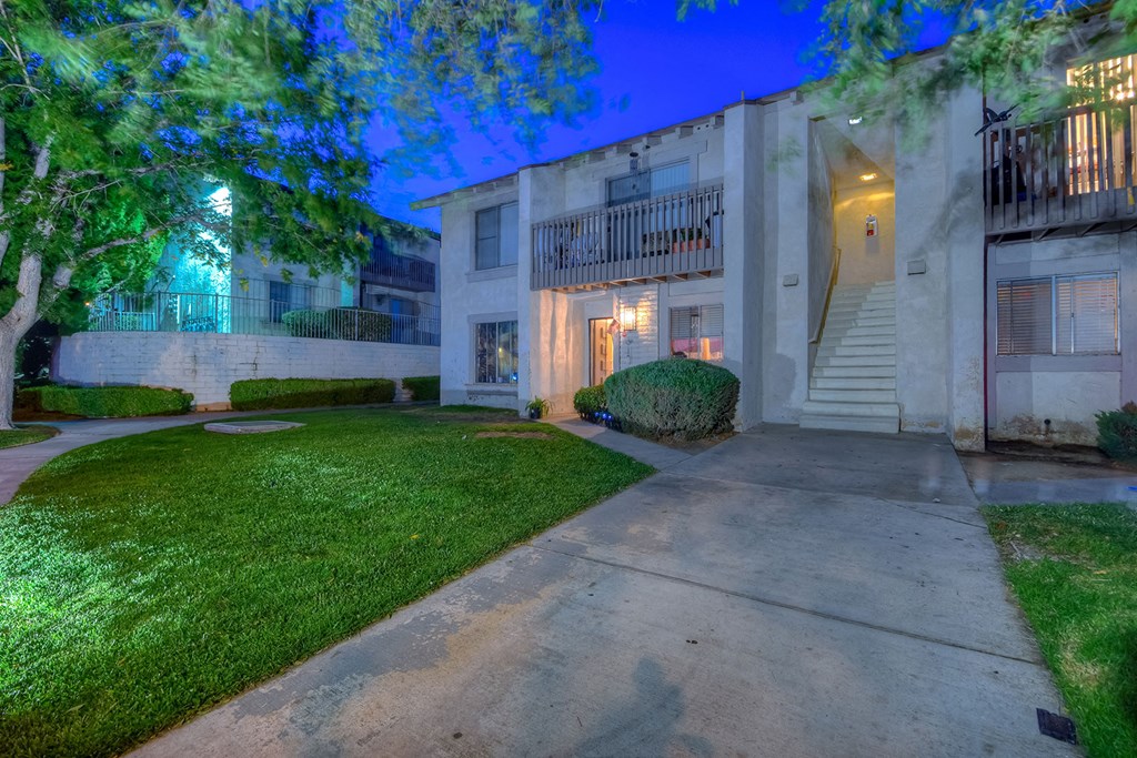 Fairway Manor Apartment Homes