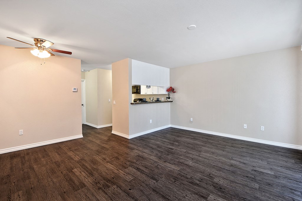 Fairway Manor Apartment Home Living-Dining Area