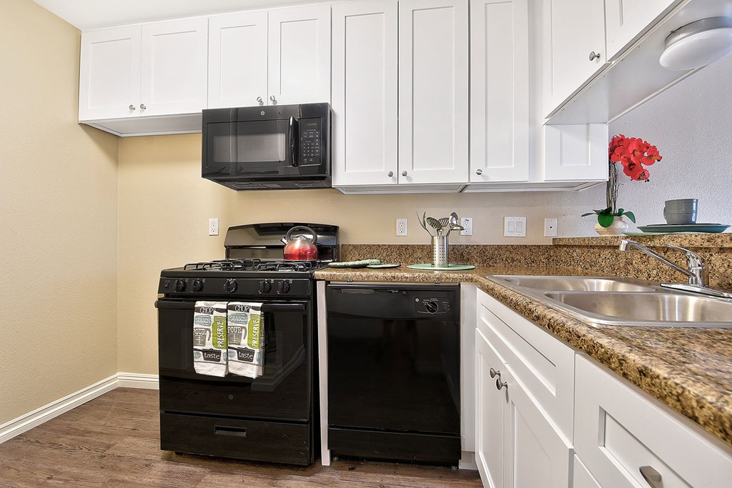 Fairway Manor Apartment Homes Kitchen Area