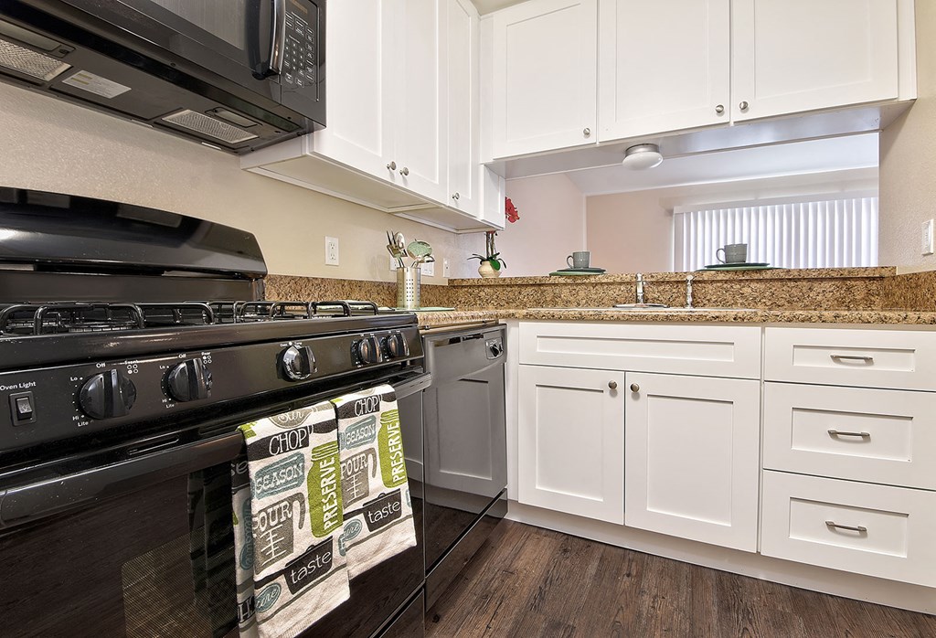 Fairway Manor Apartment Homes Kitchen Area