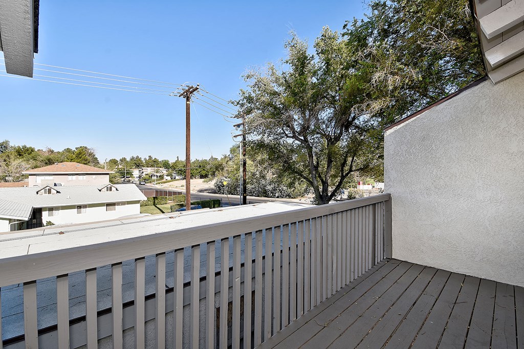 Fairway Manor Apartment Homes Balcony